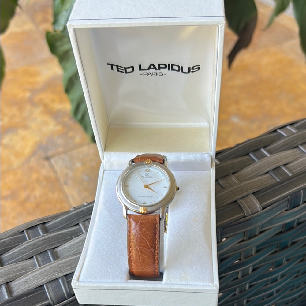 Ted Lapidus Genuine Leather Watch